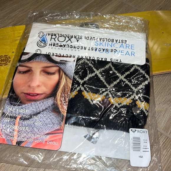 🌼 ROXY LIZZIE COLLAR NECK WARMER HYDROSMART 🌼 - Picture 2 of 7